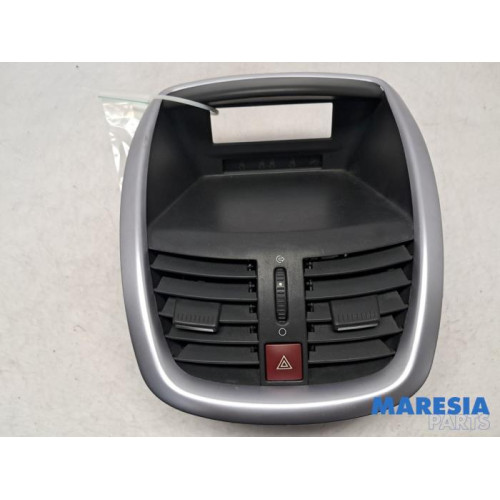 Peugeot - 207 - Dashboard vent