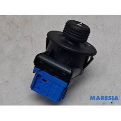 Citroen - Berlingo - Mirror switch