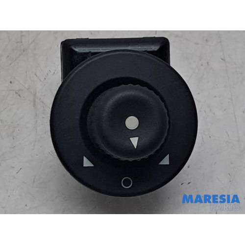 Citroen - Berlingo - Mirror switch