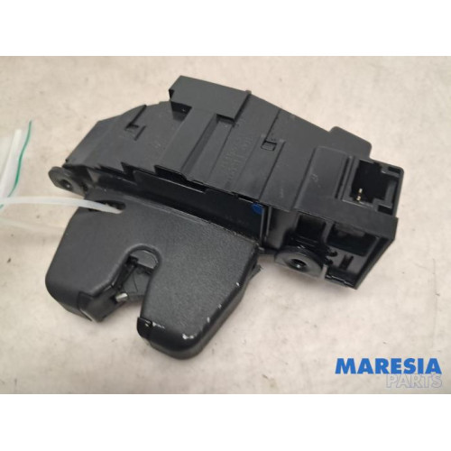 Citroen - Berlingo - Tailgate lock mechanism