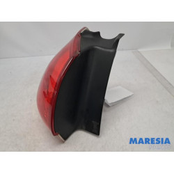 Peugeot - 2008 - Achterlicht links