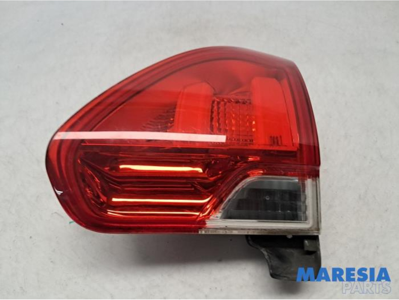 Peugeot - 2008 - Taillight, right