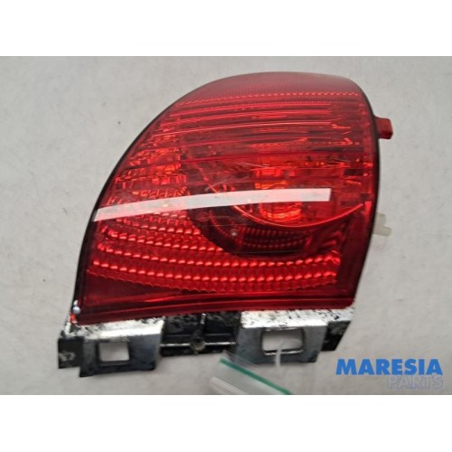 Peugeot - 2008 - Rear fog light