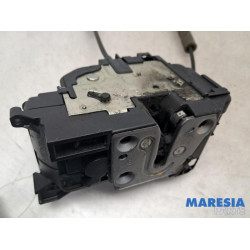 Renault - Kangoo - Sliding door lock mechanism, right