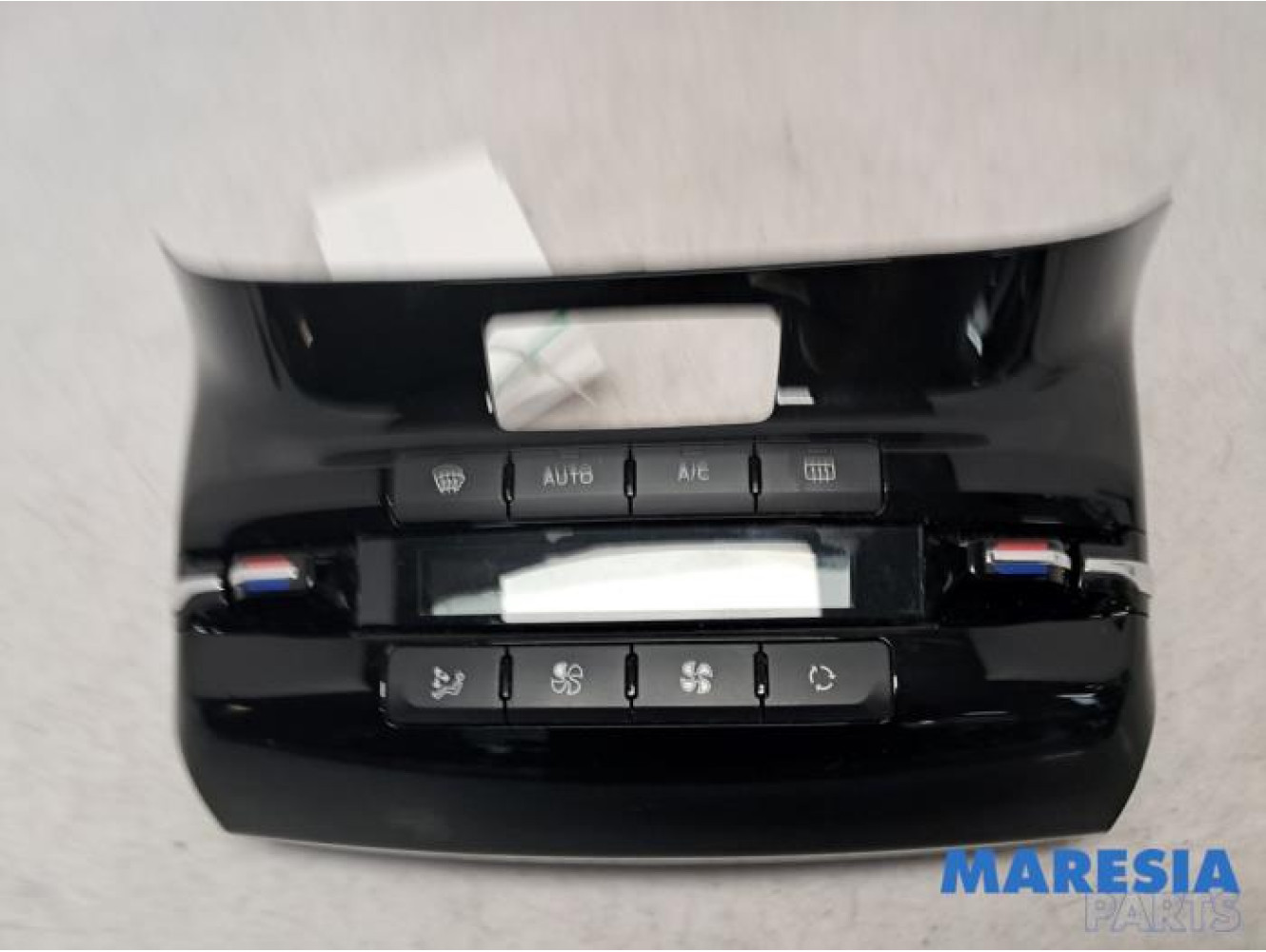 Peugeot - 2008 - Heater control panel