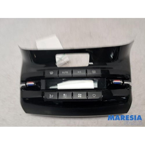 Peugeot - 2008 - Heater control panel