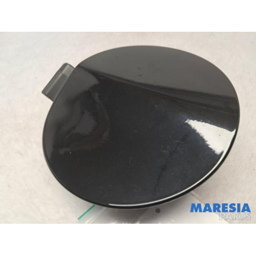 Peugeot - 2008 - Tank Klep
