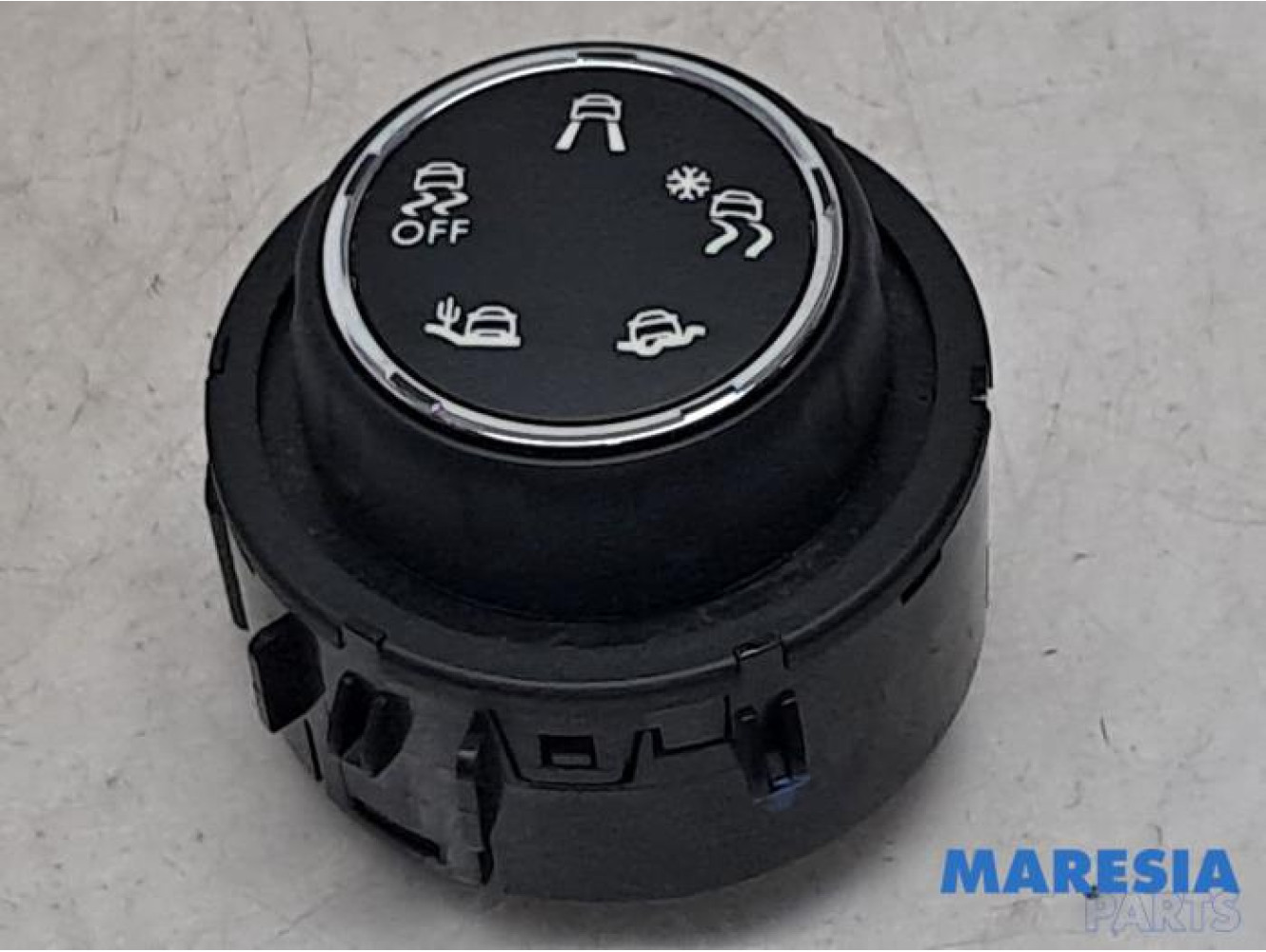 Peugeot - 2008 - ESP switch
