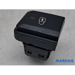 Peugeot - 2008 - Central locking switch