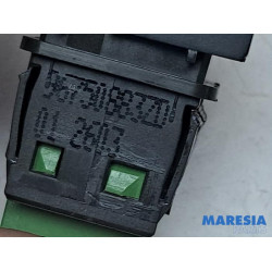 Peugeot - 2008 - Central locking switch