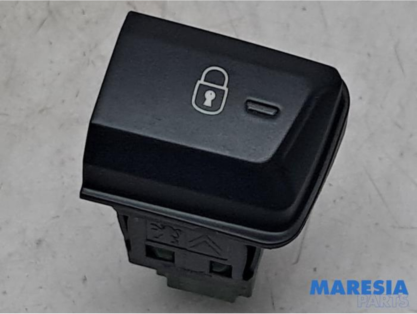 Peugeot - 2008 - Central locking switch