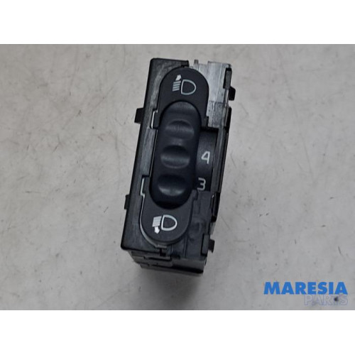Renault - Kangoo - Schakelaar Koplamp Ihv