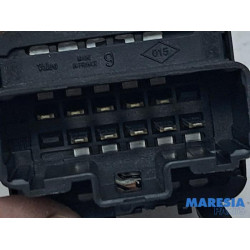 Renault - Kangoo - Multi-functional window switch
