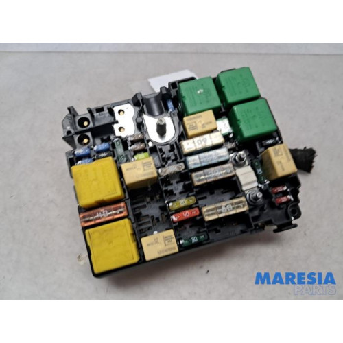 Peugeot - 2008 - Fuse box