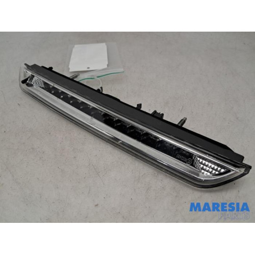 Peugeot - 2008 - Third brake light