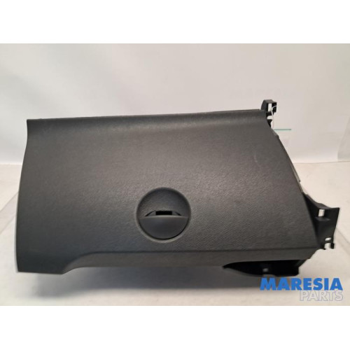 Renault - Kangoo - Glovebox