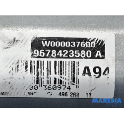 Peugeot - 2008 - Scheibenwischermotor hinten