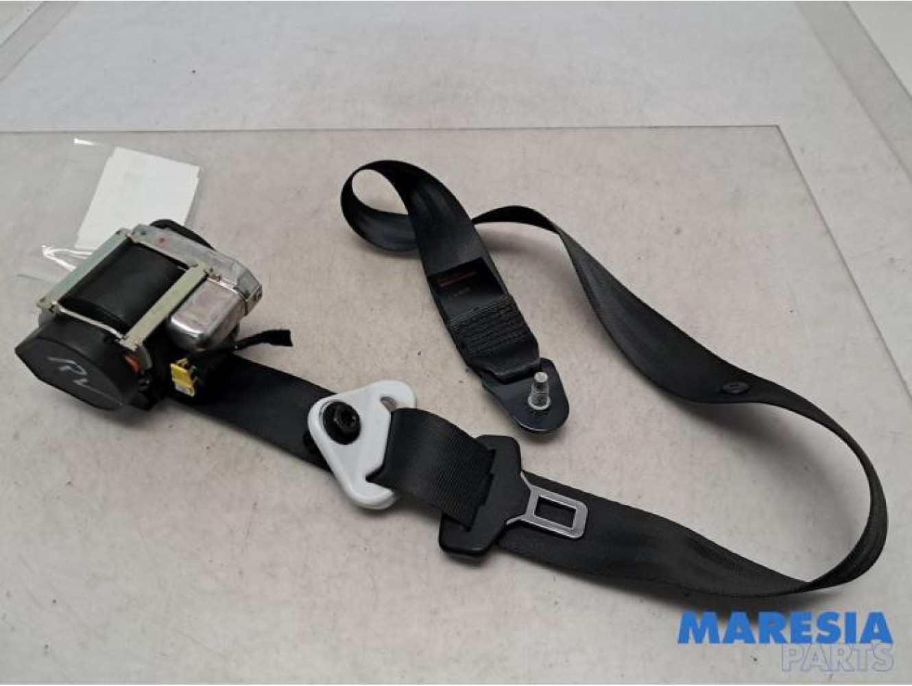 Peugeot - 2008 - Front seatbelt, right