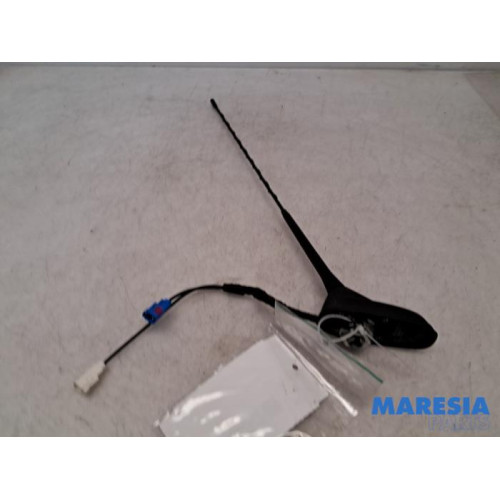 Peugeot - 2008 - Antenne