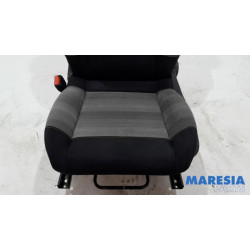 Citroen - C3 - Stoel links