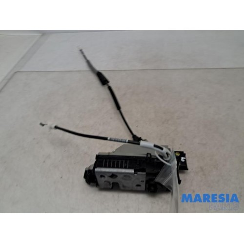 Peugeot - 2008 - Rear door mechanism 4-door, right