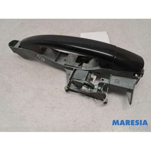 Peugeot - 2008 - Front door handle 4-door, right