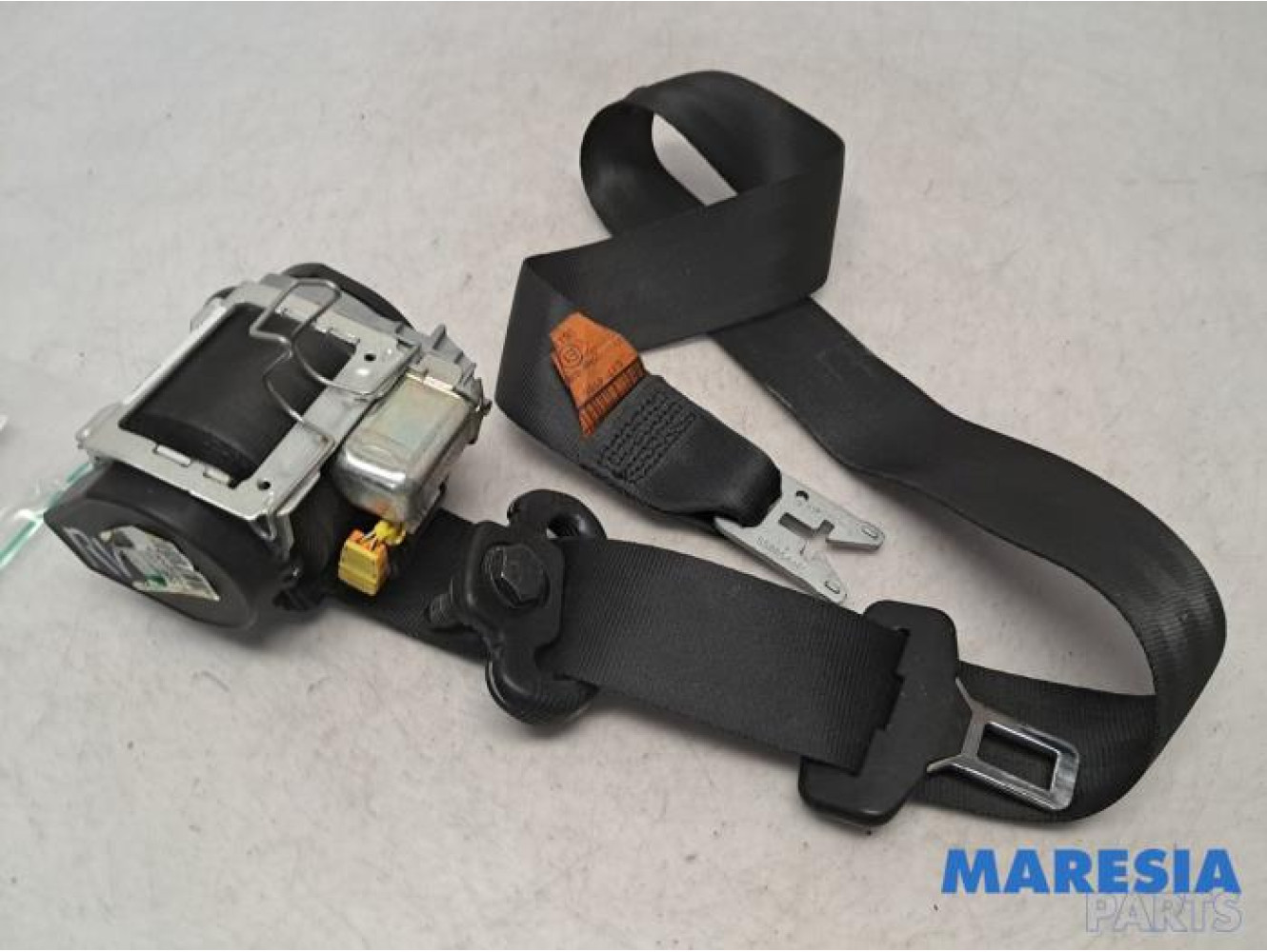 Fiat - Punto - Front seatbelt, right