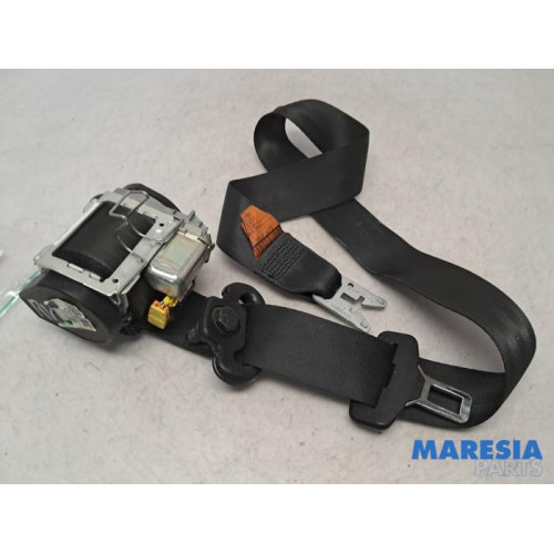 Fiat - Punto - Front seatbelt, right