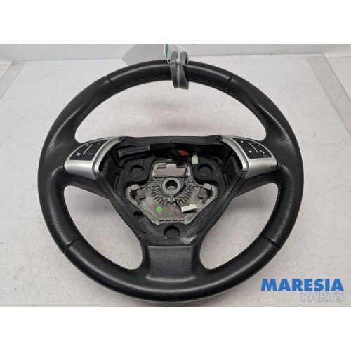 Fiat - Punto - Steering wheel