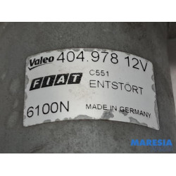 Fiat - Punto - Front wiper motor