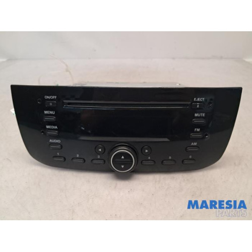 Fiat - Punto - Radio CD player