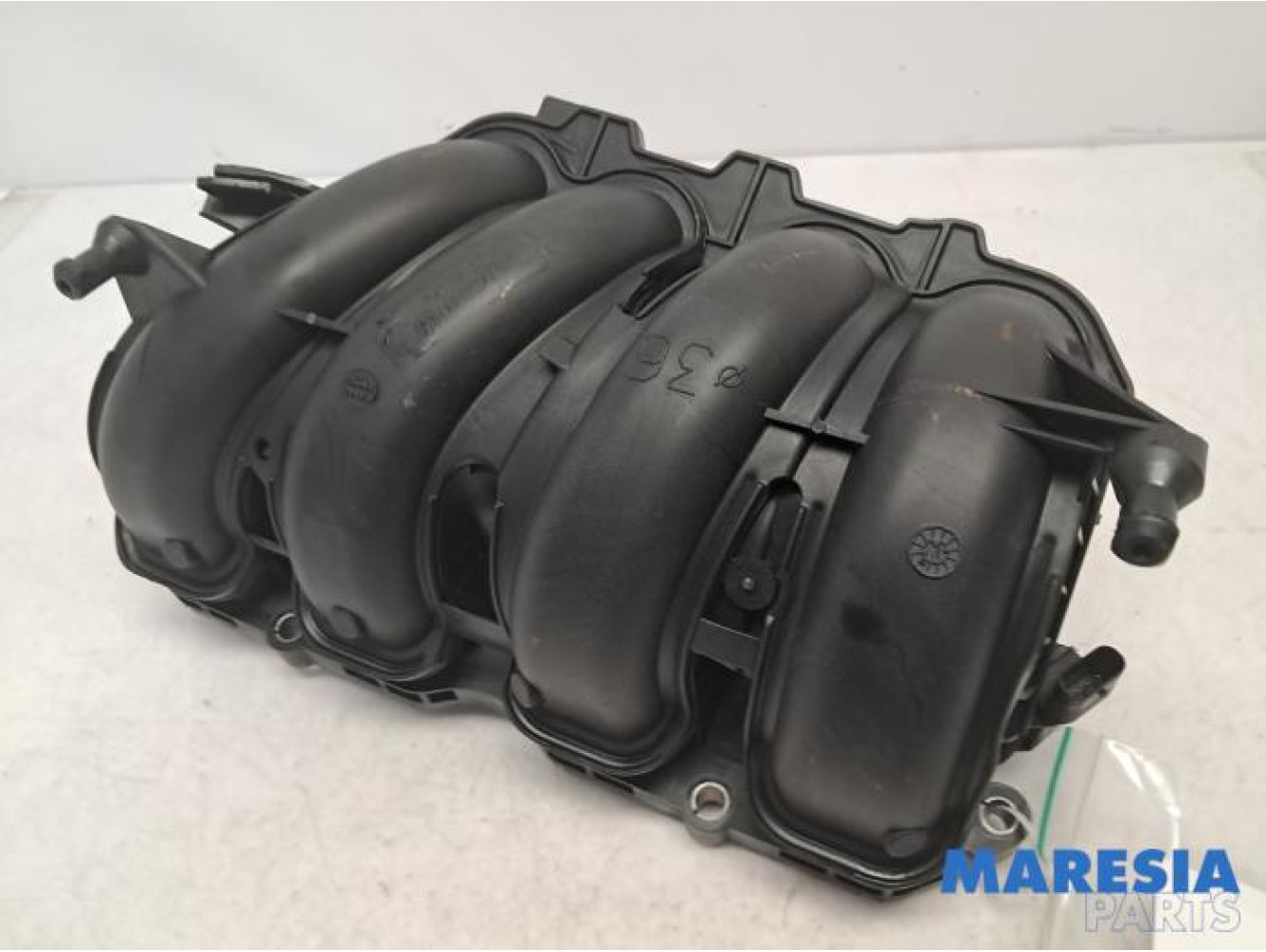 Peugeot - 2008 - Intake manifold