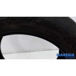 Peugeot - 3008 - Tyre
