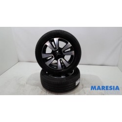 Citroen - C3 - Sportvelgenset + banden