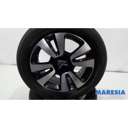 Citroen - C3 - Sportvelgenset + banden