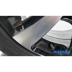 Citroen - C3 - Sportvelgenset + banden