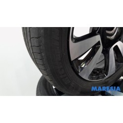 Citroen - C3 - Sportvelgenset + banden
