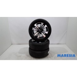 Citroen - C3 - Sportvelgenset + banden
