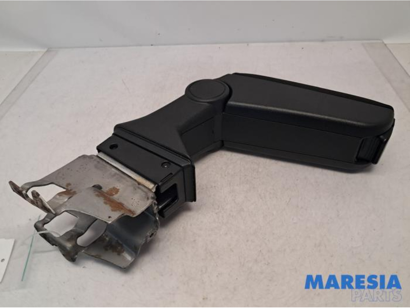 Fiat - Punto - Armrest