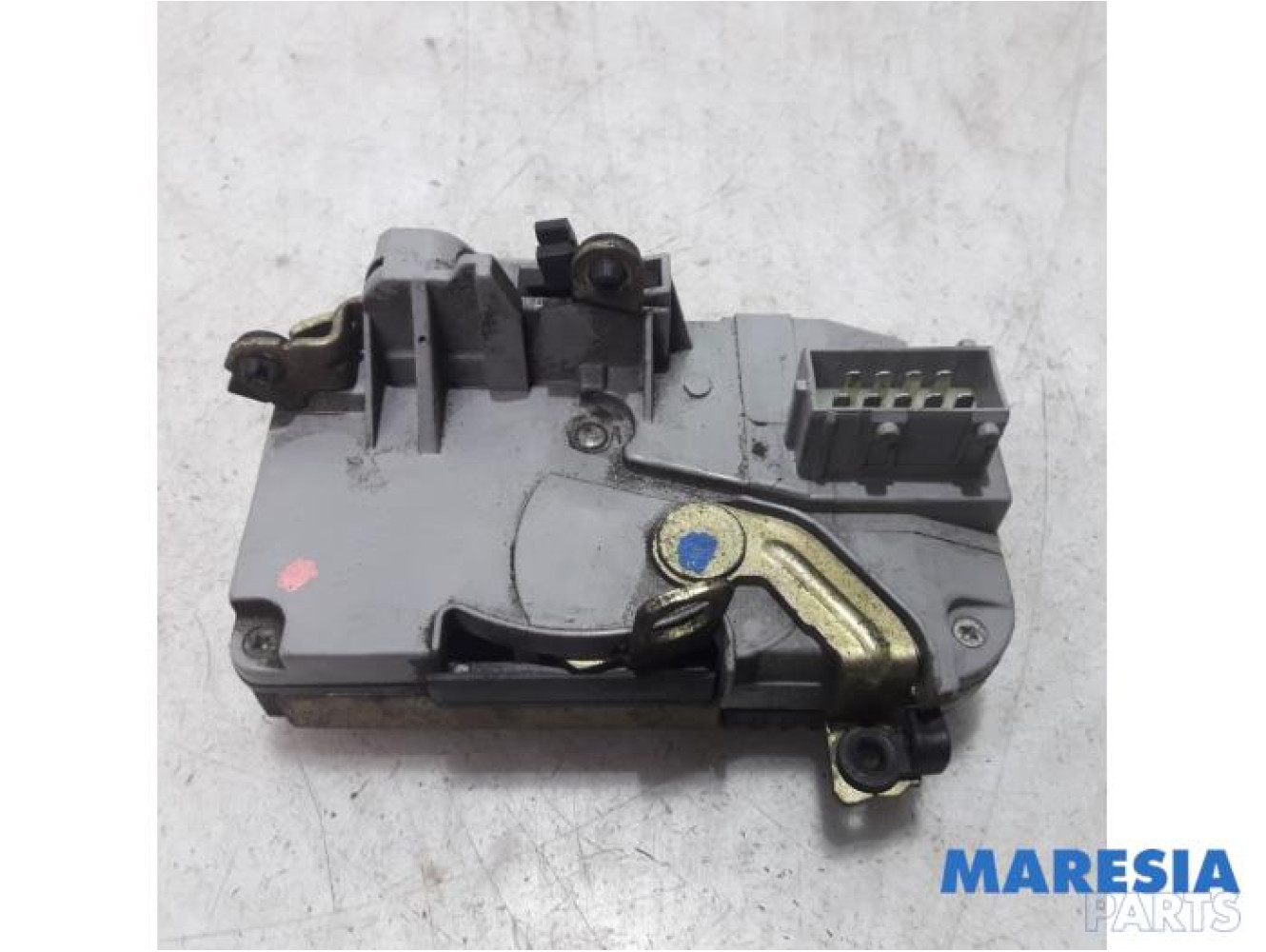 Peugeot - 206 - Deurslot Mechaniek 2Deurs links