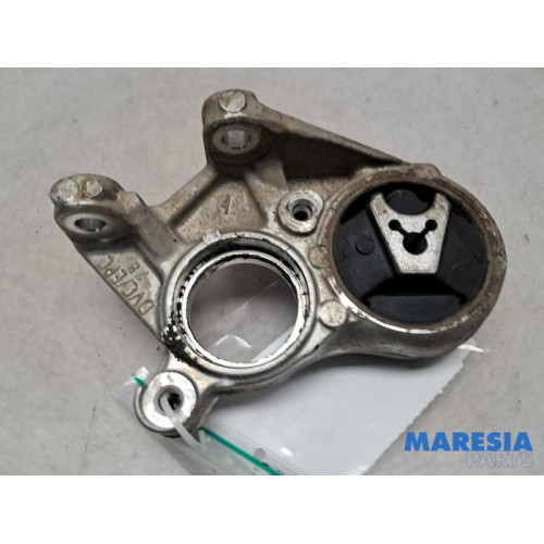 Peugeot - Partner - Engine mount