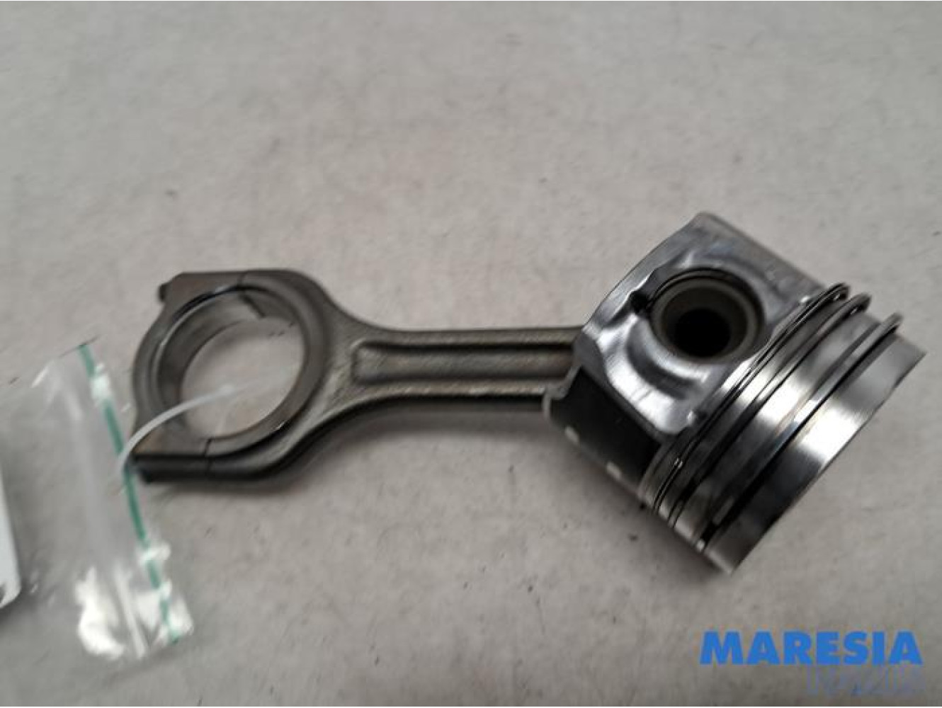 Peugeot - Partner - Connecting rod