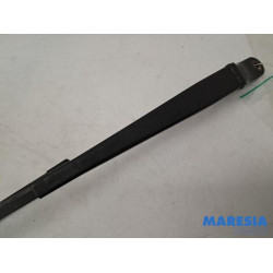 Peugeot - 3008 - Front wiper arm