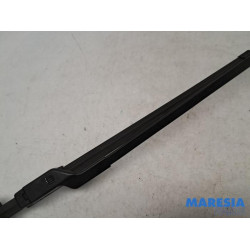 Peugeot - 3008 - Front wiper arm