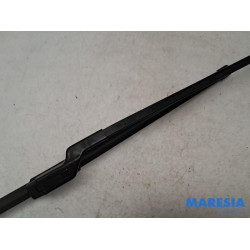 Peugeot - 3008 - Front wiper arm