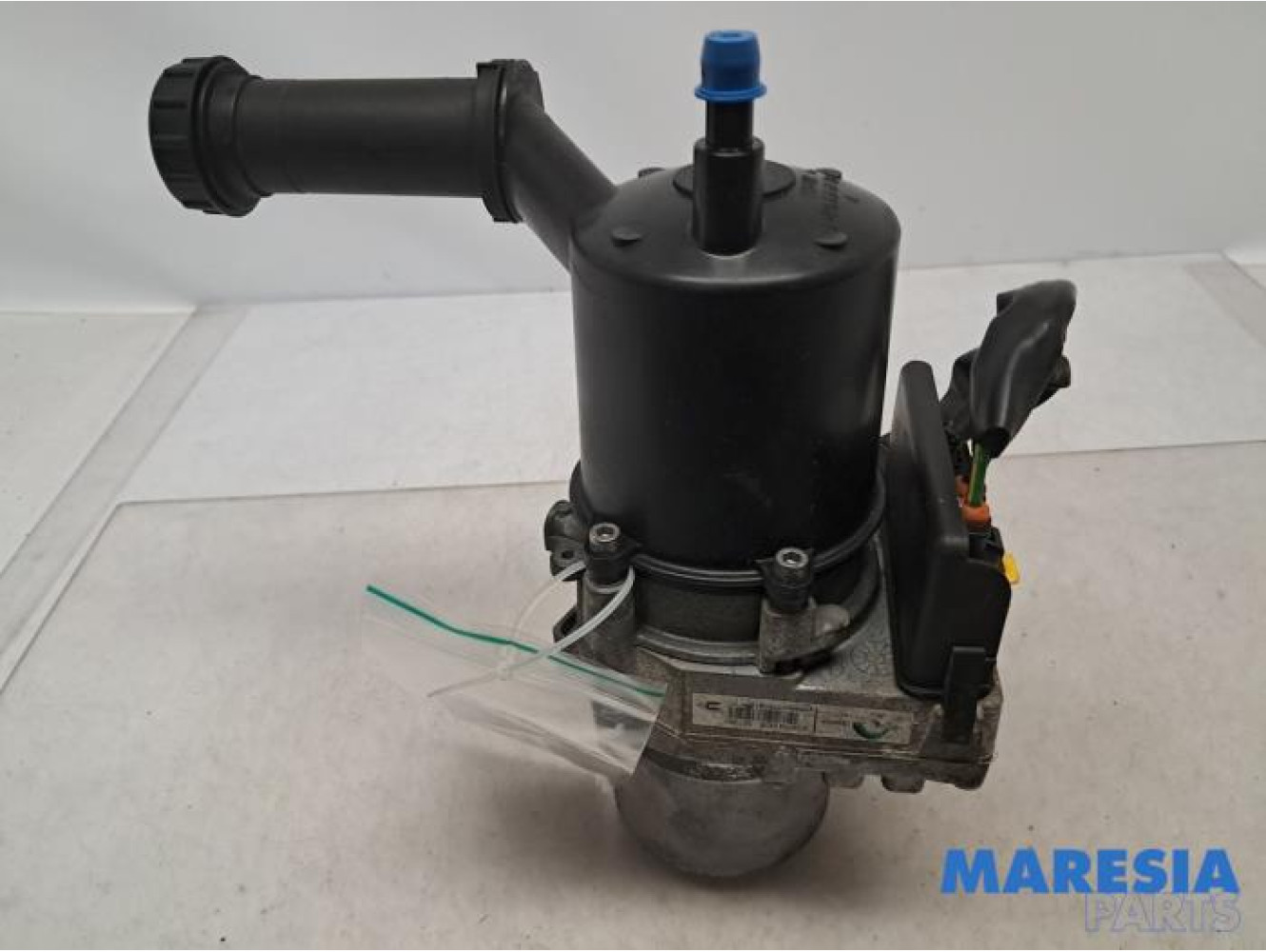 Peugeot - 3008 - Power steering pump