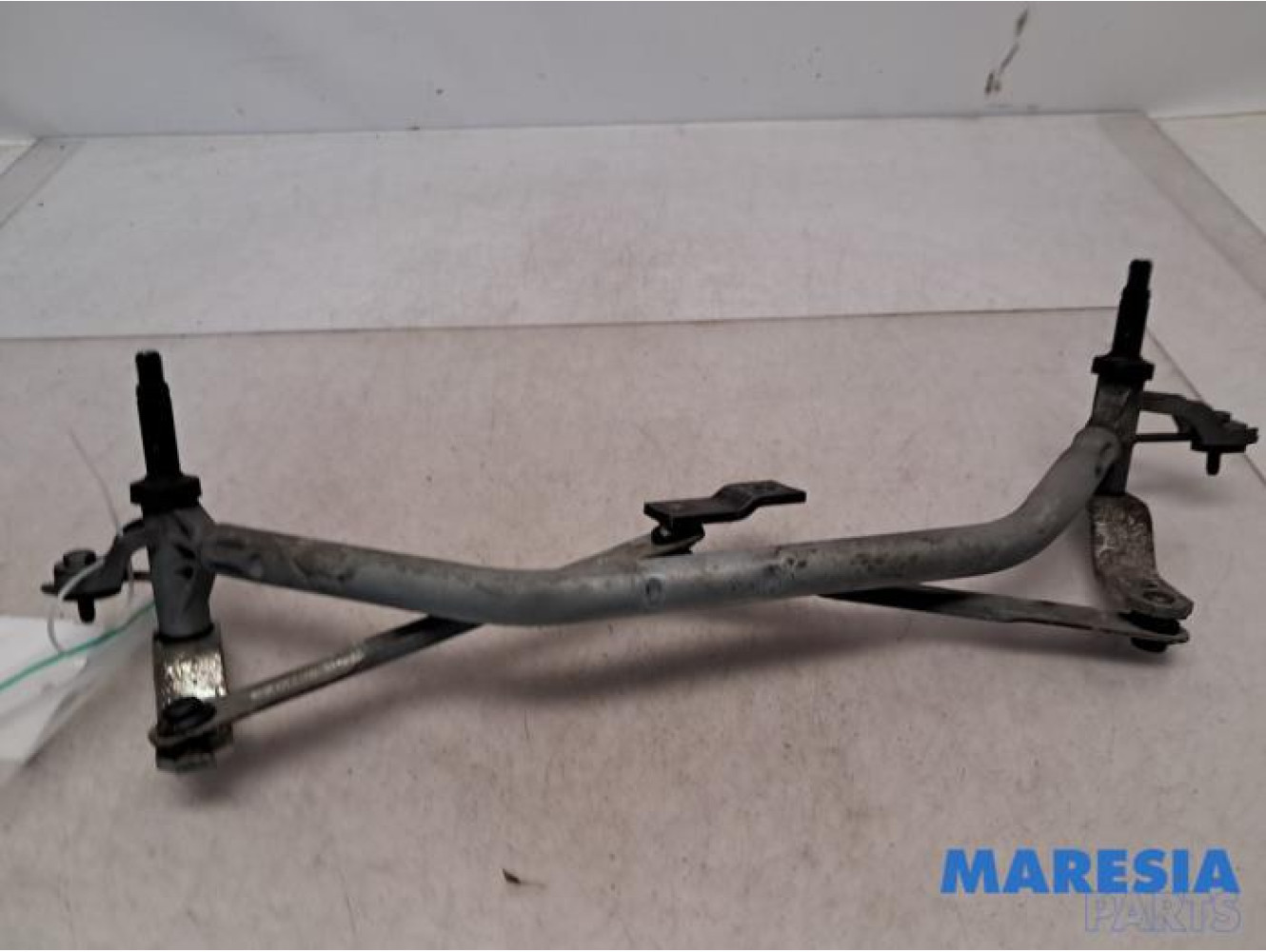 Peugeot - 2008 - Wiper mechanism
