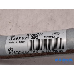 Peugeot - 2008 - Wiper mechanism