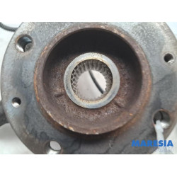Peugeot - 2008 - Knuckle, front right