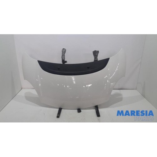 Fiat - 500L - Bonnet
